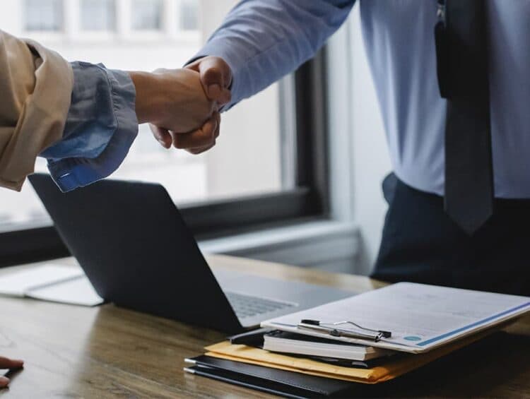 Organizaciones Comerciales vs No Comerciales: Principales Diferencias